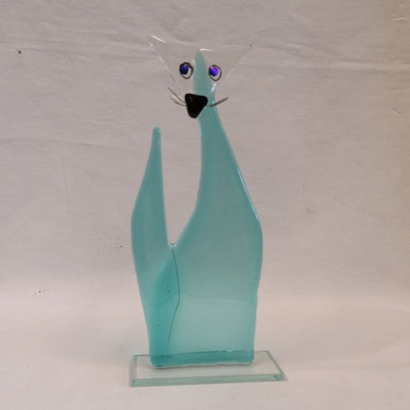 Håndlaget katt i glass, lys turkis